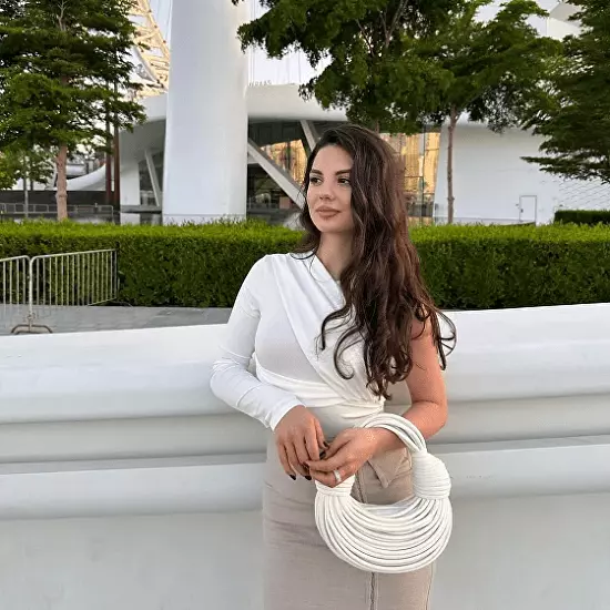 Камила Рахматуллаева - Авторский курс по выкупу товаров из Китая — ключ к новым возможностям (2025)