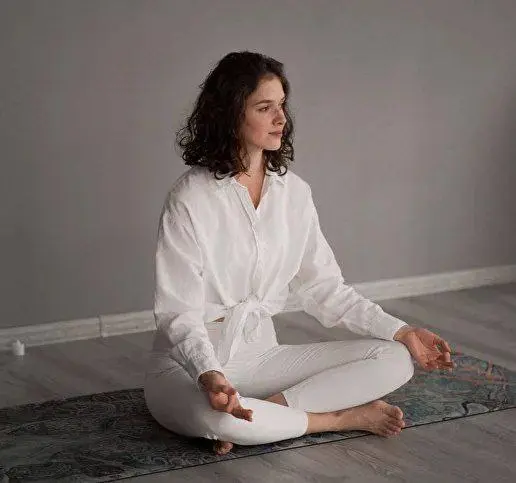 Валерия Курочкина - Йога с Лерой. Тариф Премиум