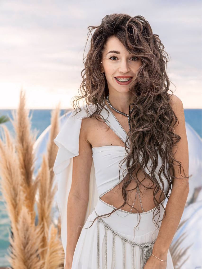 Стася Привольнева - 3Д кудри